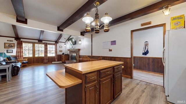 4122 Secretariat Drive, Newburgh, IN 47630