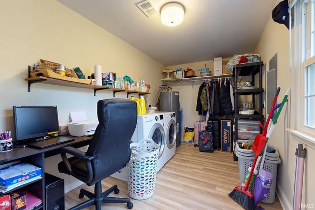 4122 Secretariat Drive, Newburgh, IN 47630