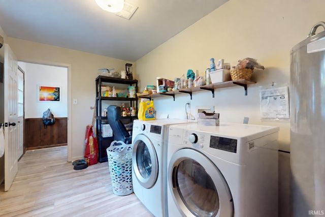 4122 Secretariat Drive, Newburgh, IN 47630