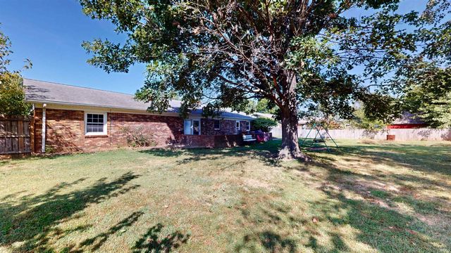 4122 Secretariat Drive, Newburgh, IN 47630