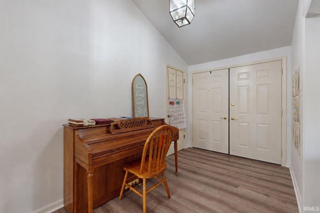 4122 Secretariat Drive, Newburgh, IN 47630