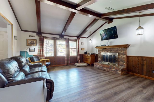 4122 Secretariat Drive, Newburgh, IN 47630
