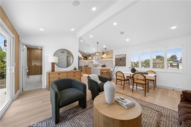 6262 Chinook, Westminster, CA 92683
