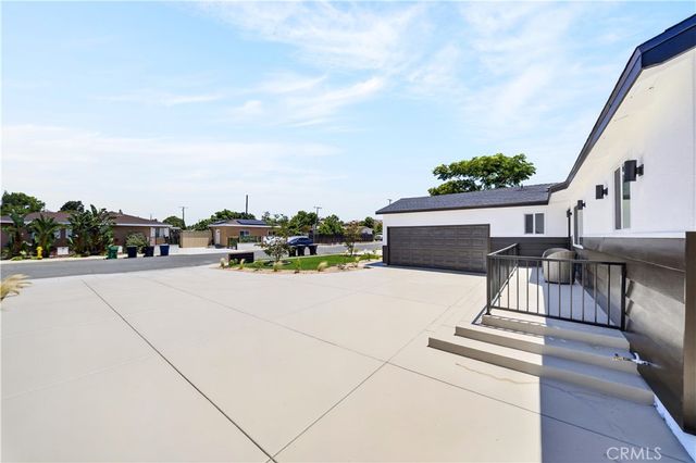 6262 Chinook, Westminster, CA 92683