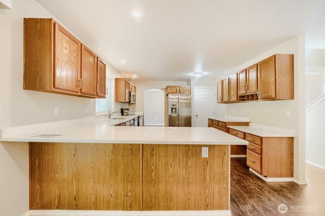 9410 62nd Avenue Ct E, Puyallup, WA 98371