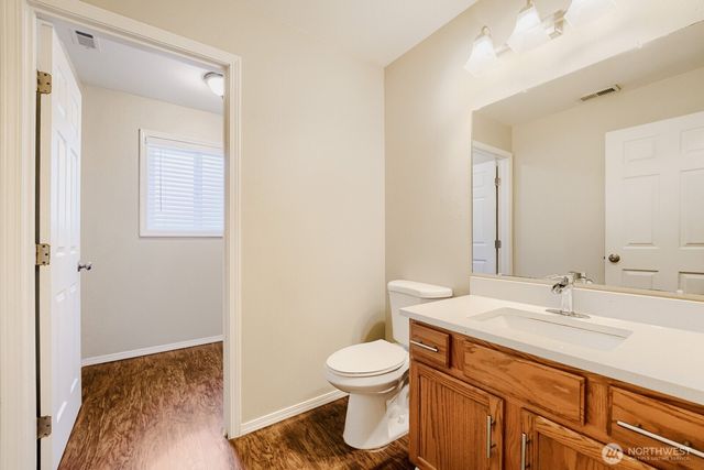9410 62nd Avenue Ct E, Puyallup, WA 98371