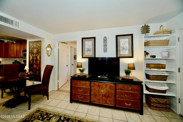 322 S La Canada Dr Unit C, Green Valley, AZ 85614