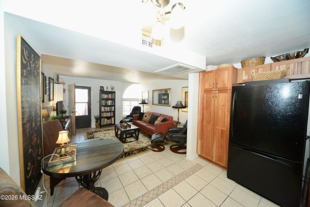 322 S La Canada Dr Unit C, Green Valley, AZ 85614