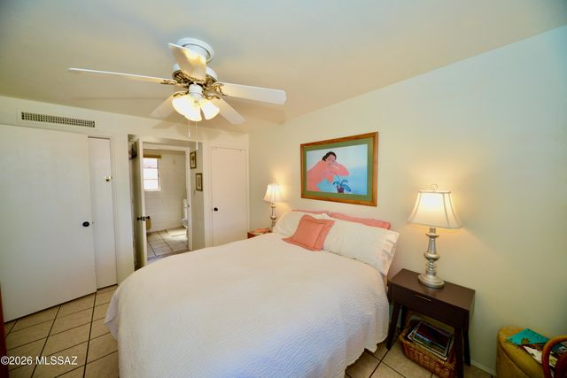 322 S La Canada Dr Unit C, Green Valley, AZ 85614