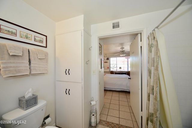322 S La Canada Dr Unit C, Green Valley, AZ 85614