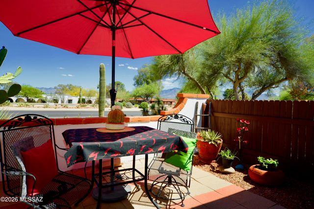 322 S La Canada Dr Unit C, Green Valley, AZ 85614