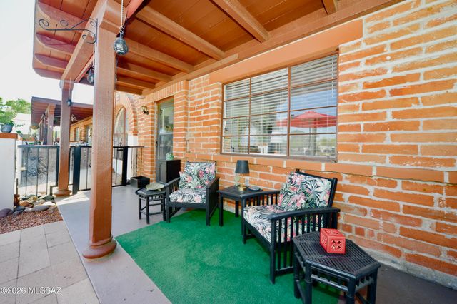 322 S La Canada Dr Unit C, Green Valley, AZ 85614