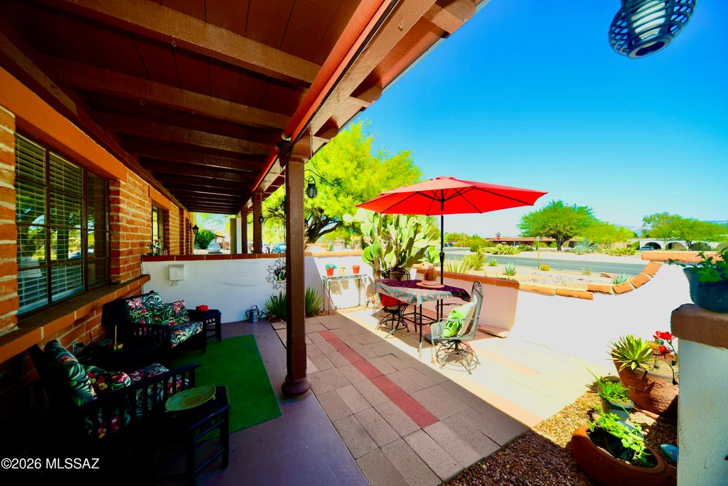 322 S La Canada Dr Unit C, Green Valley, AZ 85614