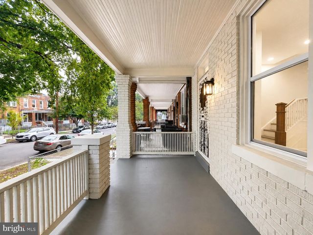 1426 S SE, Washington, DC 20020