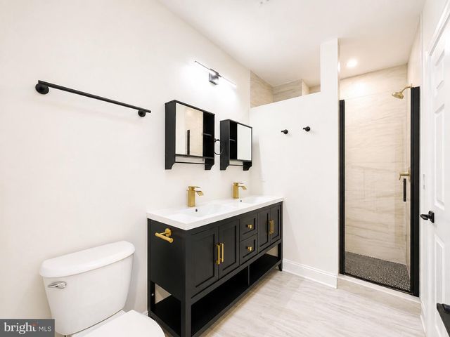 1426 S SE, Washington, DC 20020