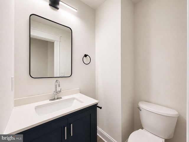 1426 S SE, Washington, DC 20020