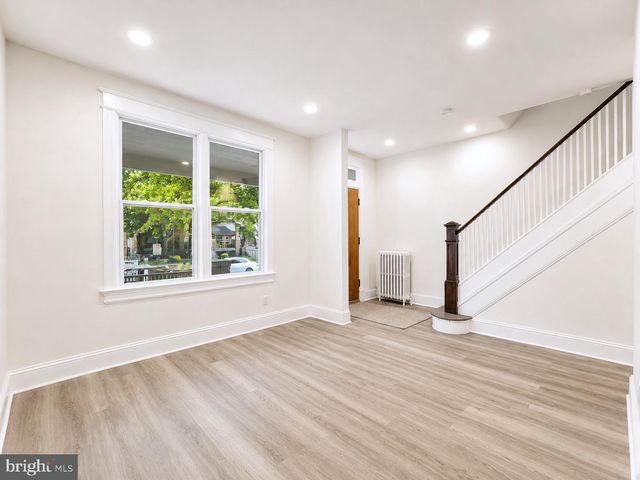 1426 S SE, Washington, DC 20020