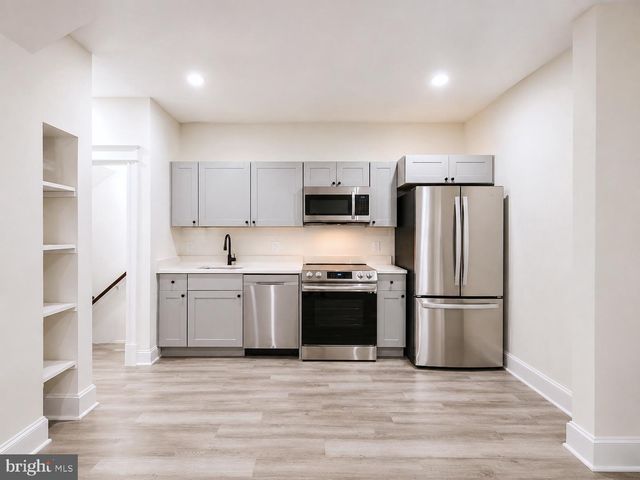 1426 S SE, Washington, DC 20020