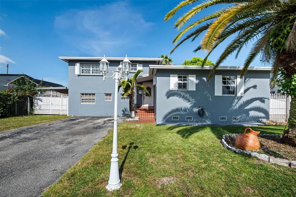 1715 SW 84TH AVENUE, Miami, FL 33155