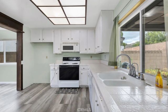 2162 Emmett, Simi Valley, CA 93063