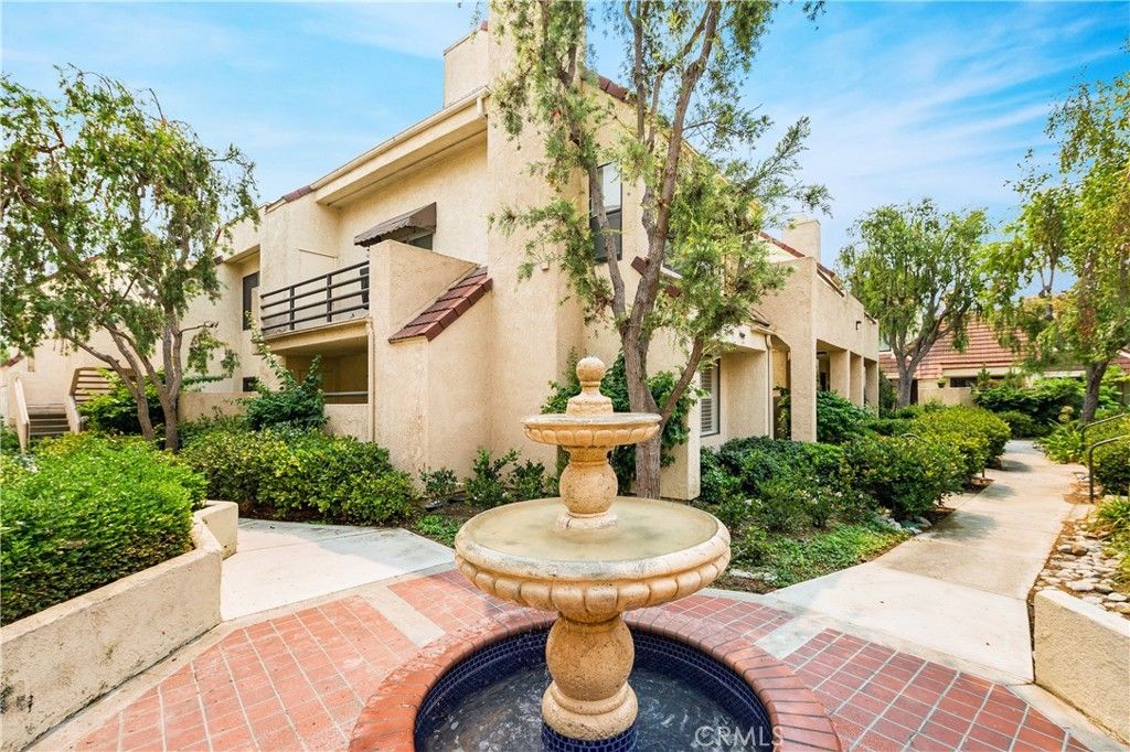 Image 20 of property listing at 1 Largo, Laguna Niguel, CA 92677