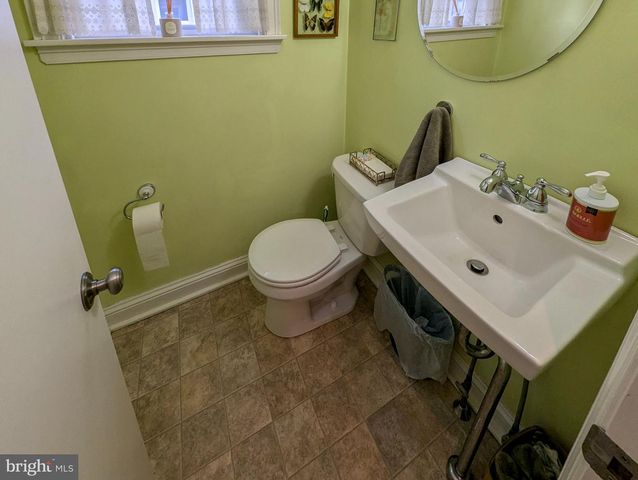 638 S CANNON AVE, Lansdale, PA 19446