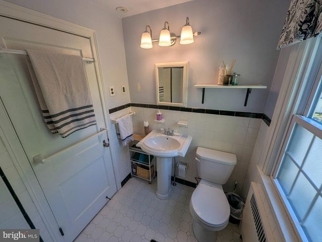 638 S CANNON AVE, Lansdale, PA 19446