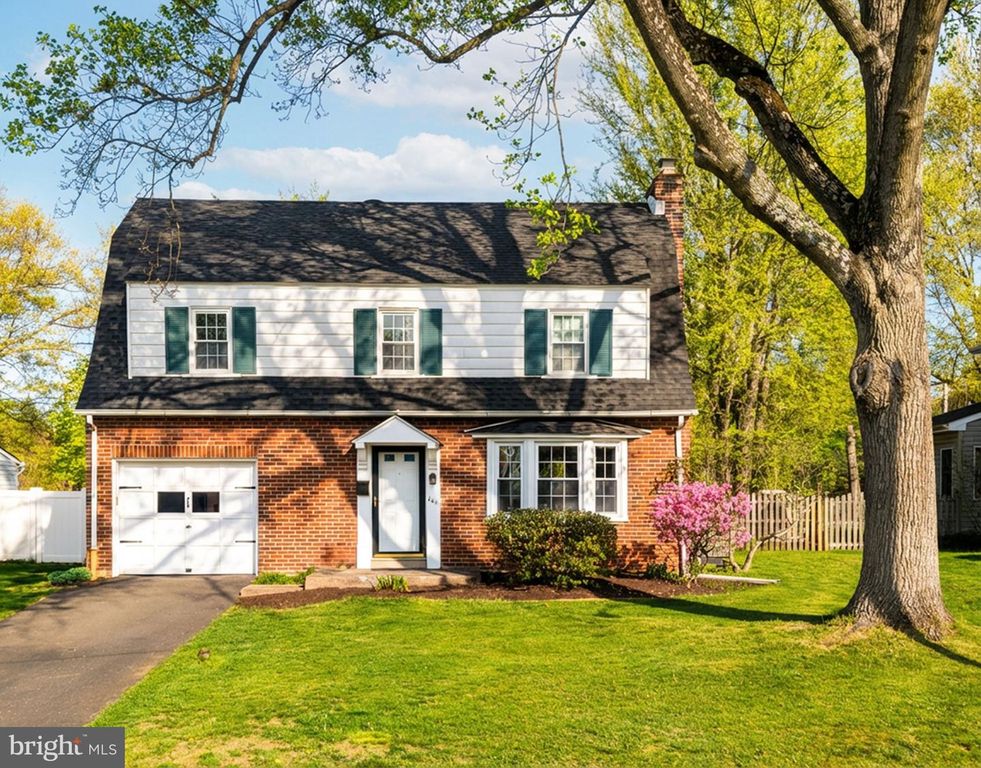 638 S CANNON AVE, Lansdale, PA 19446