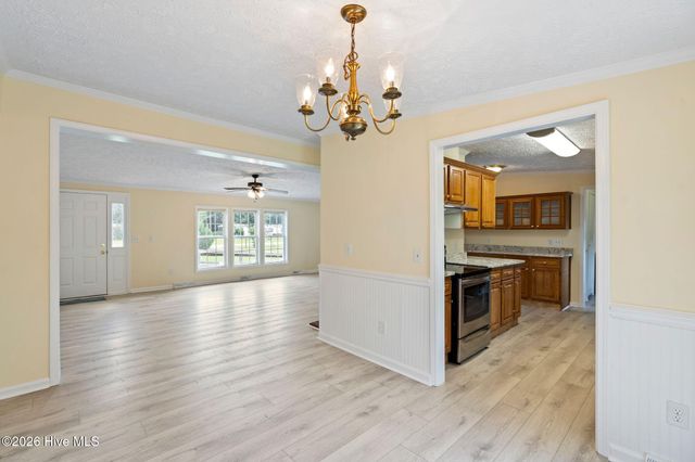 195 Bellhammon Forest Drive, Rocky Point, NC 28457