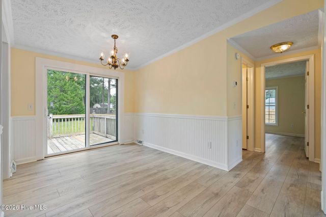 195 Bellhammon Forest Drive, Rocky Point, NC 28457