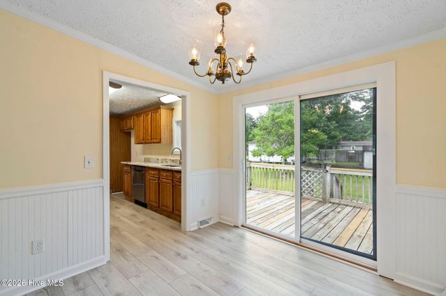 195 Bellhammon Forest Drive, Rocky Point, NC 28457