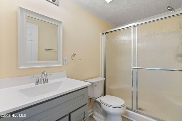 195 Bellhammon Forest Drive, Rocky Point, NC 28457