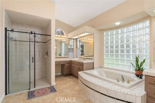 8711 Dalby Court, Bakersfield, CA 93313