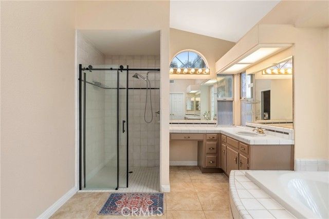 8711 Dalby Court, Bakersfield, CA 93313