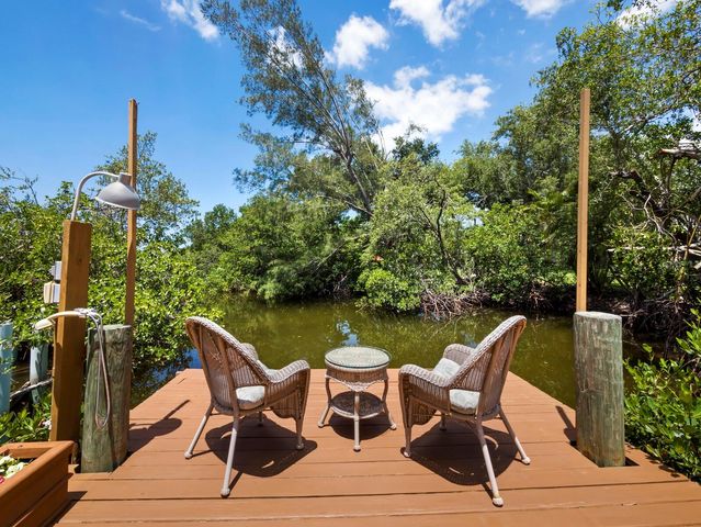 4114 ROBERTS POINT CIRCLE, Sarasota, FL 34242