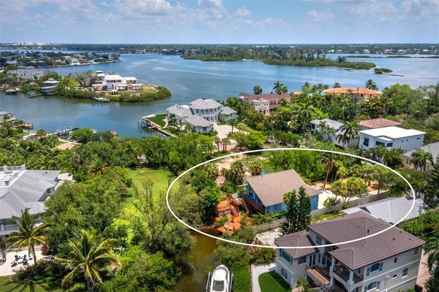 4114 ROBERTS POINT CIRCLE, Sarasota, FL 34242