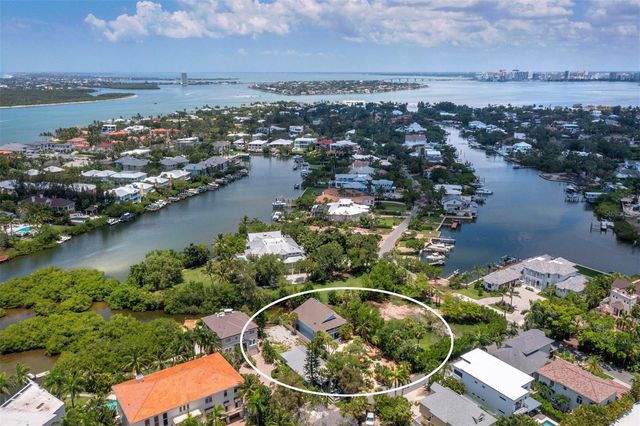 4114 ROBERTS POINT CIRCLE, Sarasota, FL 34242