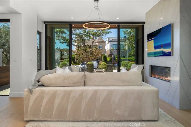 716 Orchid Avenue, Corona Del Mar, CA 92625