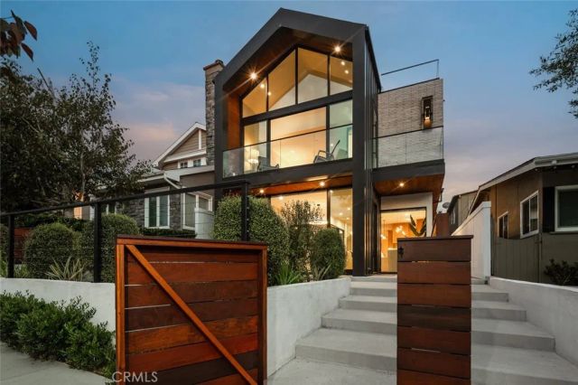 716 Orchid Avenue, Corona Del Mar, CA 92625