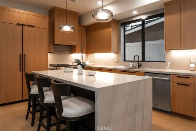 716 Orchid Avenue, Corona Del Mar, CA 92625