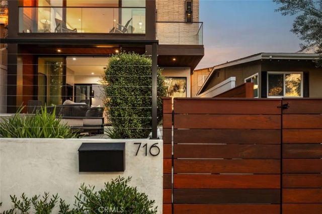 716 Orchid Avenue, Corona Del Mar, CA 92625