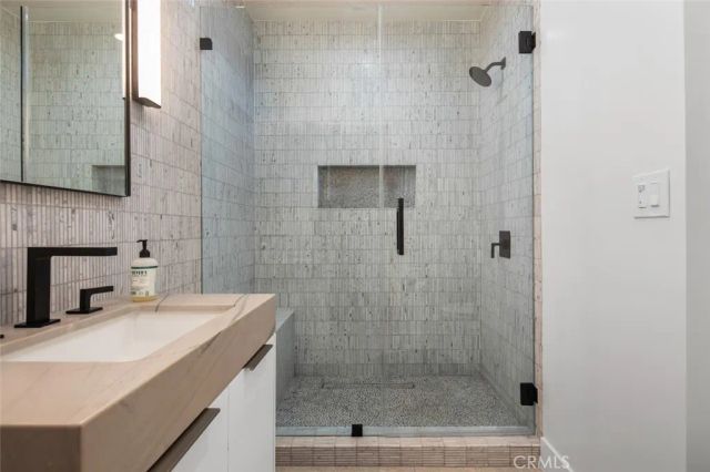 716 Orchid Avenue, Corona Del Mar, CA 92625