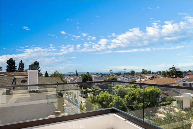 716 Orchid Avenue, Corona Del Mar, CA 92625
