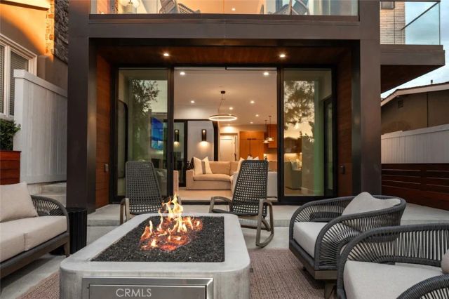 716 Orchid Avenue, Corona Del Mar, CA 92625