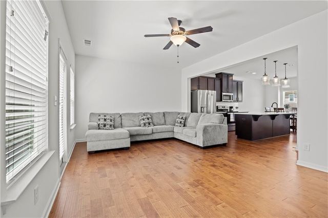 945 Belfry Terrace, Fairburn, GA 30213