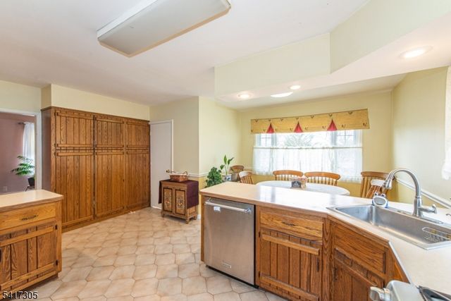 29 S Belair Ave, Hanover Twp., NJ 07927