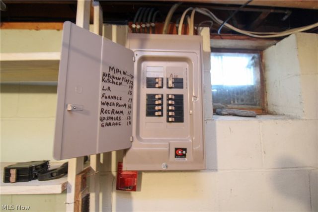 4250 Nottingham Avenue, Austintown, OH 44511