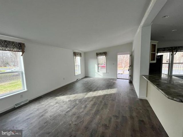 218 VAUX DR, Doylestown, PA 18901