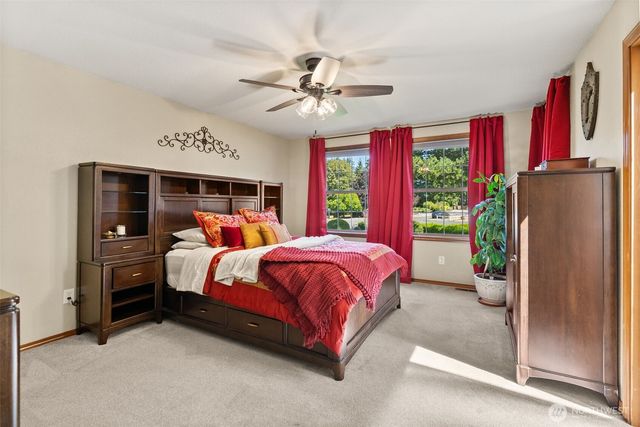 9909 37th Court SE, Olympia, WA 98513