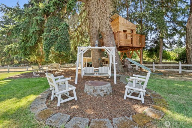 9909 37th Court SE, Olympia, WA 98513